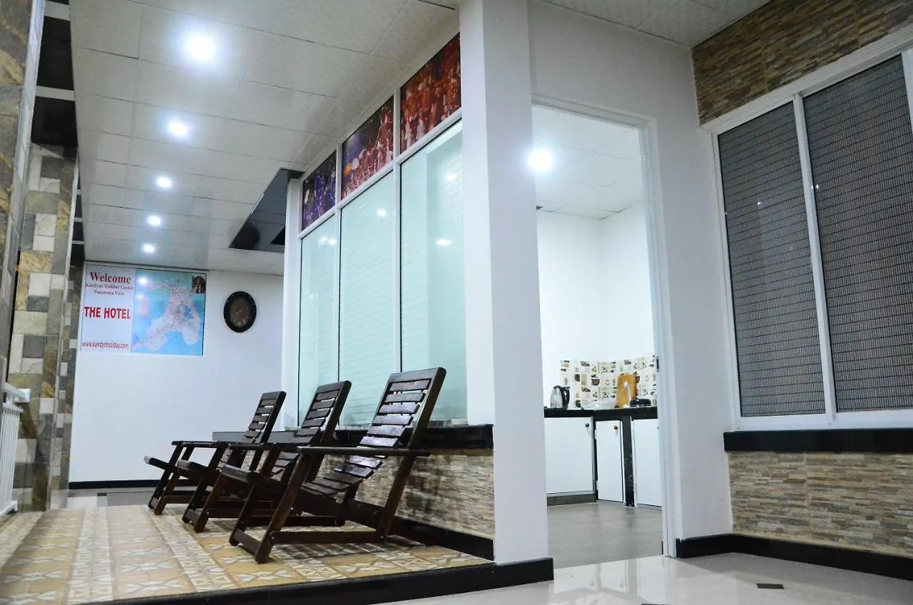 Kandyan Holiday Center And Kandyan Feel Free Homestay