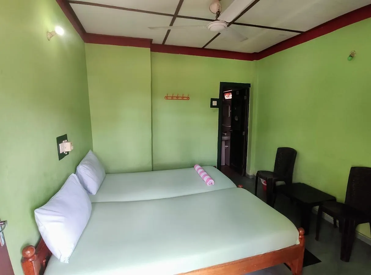 Kandyan Holiday Center And Kandyan Feel Free Homestay Gasthuis